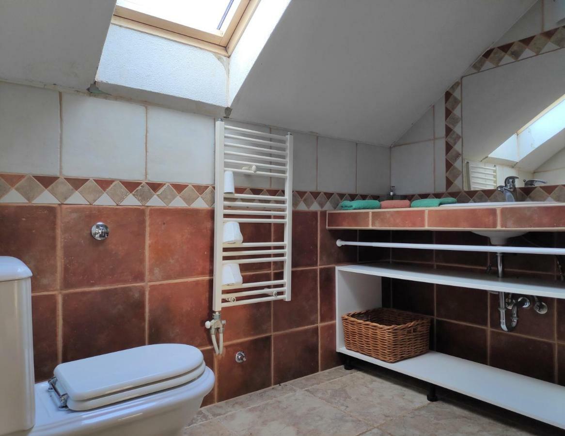Villa Punta Blava - Beach Front, Ideal For Family Vacation With Kids, Large Terraces With Sea View, Internet, Netflix, No Pets Allowed Обровац Экстерьер фото